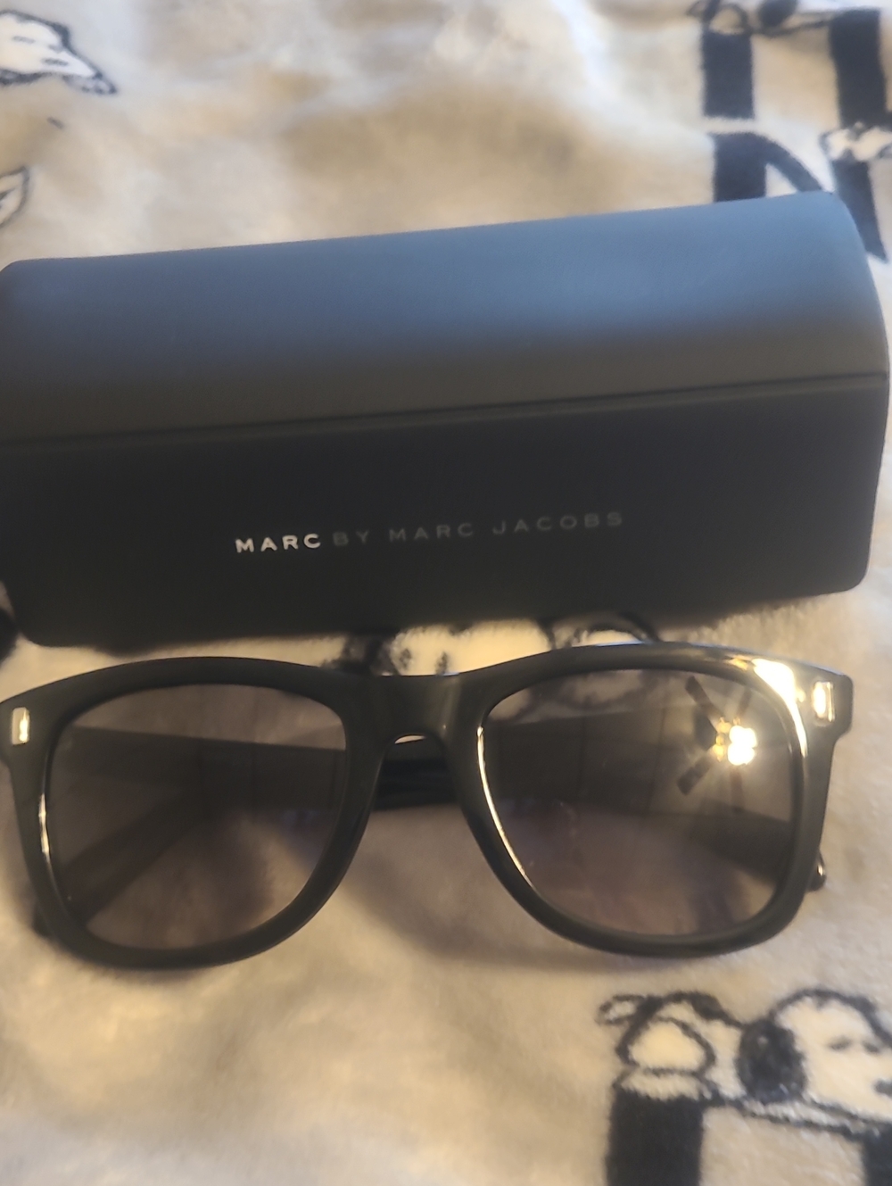 Marc by Marc Jacobs Black Frame Sunglasses with Gradient Lenses